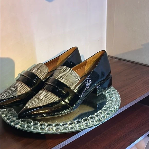 Franco Sarto Plaid & Patent Pointed Toe Heels - Women's Size 8.5 - NWOT - Picture 4 of 8